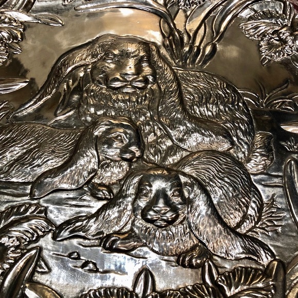 ARTHUR COURT Bunny/Orchid Plate New in Box - Picture 6 of 9